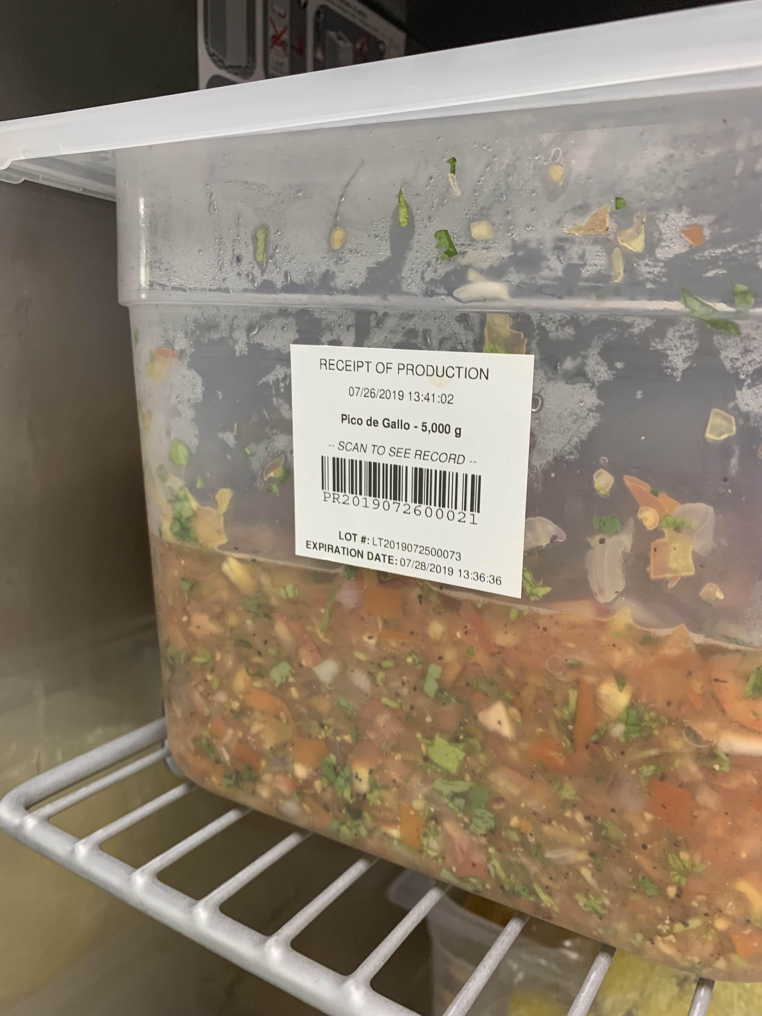 Étiquette de production générée par Odoo avec code-barres et traçabilité